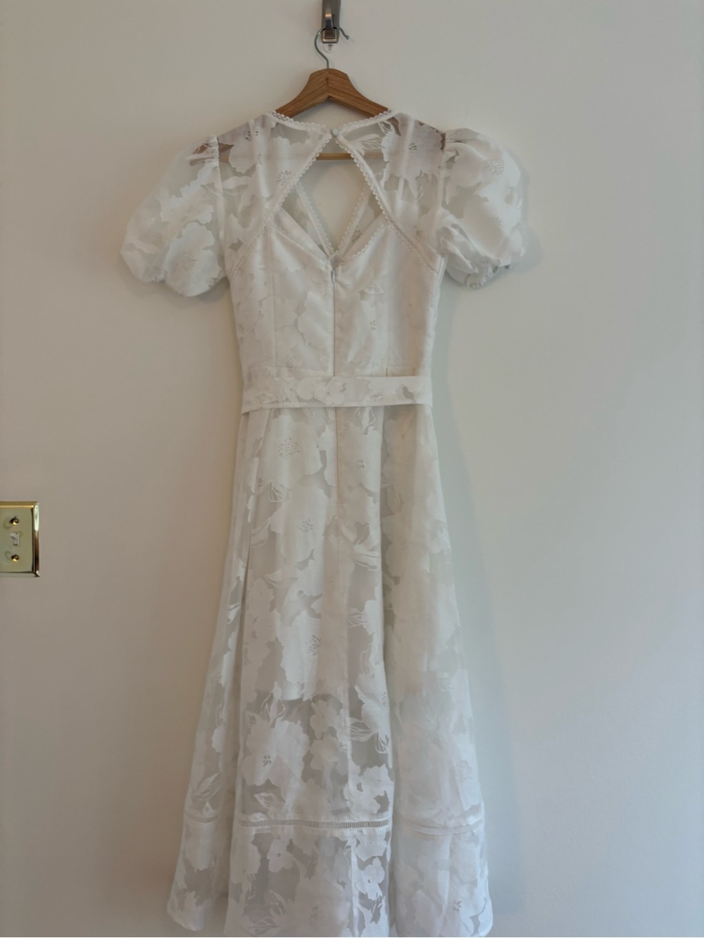 Lipsy White Lace V-Neck Midi Dress with Belt - Picture 10 of 12